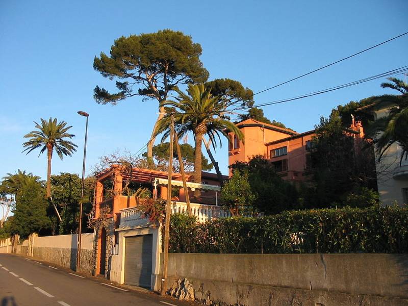 Comment éliminer mes déchets infectieux proche Antibes